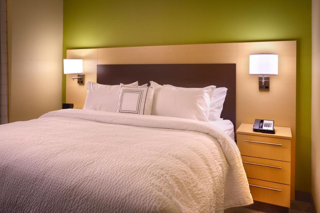 Towneplace Suites By Marriott Dickinson Exterior foto